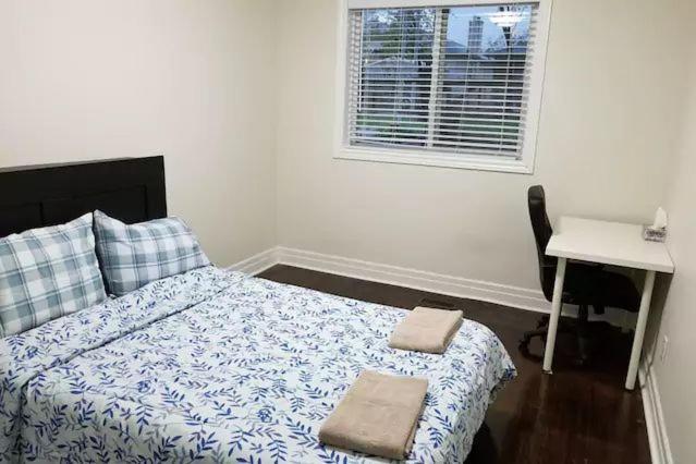 Private Rooms 5 Min Finch West Subway - York University Τορόντο Εξωτερικό φωτογραφία
