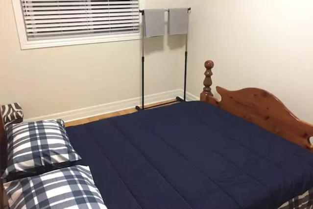 Private Rooms 5 Min Finch West Subway - York University Τορόντο Εξωτερικό φωτογραφία
