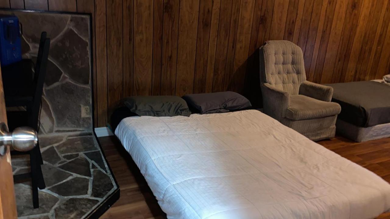 Private Rooms 5 Min Finch West Subway - York University Τορόντο Εξωτερικό φωτογραφία